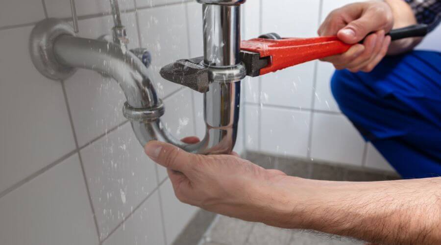 Professional tankless water heater installation services in Liberal, MO